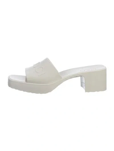 Pre-owned Gucci Rubber Slides In White