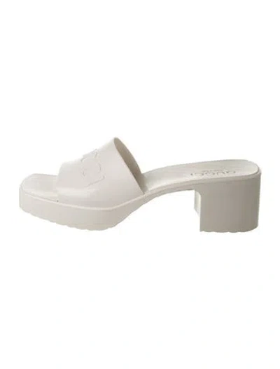 Pre-owned Gucci Rubber Slides In White