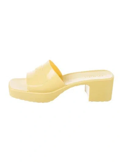 Pre-owned Gucci Rubber Slides In Yellow
