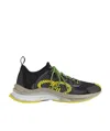 Gucci Run Lace-up Sneakers In Black