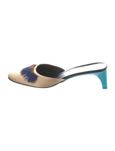 Pre-owned Gucci Satin Mules In Neutral