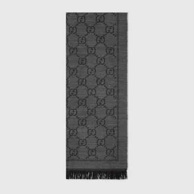 Gucci Gg Jacquard Pattern Knitted Scarf Women In Brown