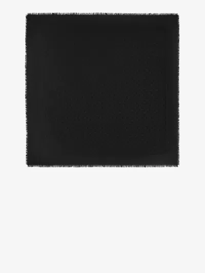 Gucci Gg Jacquard Scarf In Black