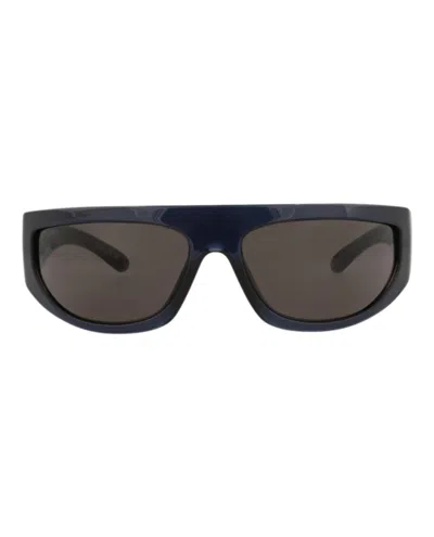 Gucci Shield-frame Injection Sunglasses In Black