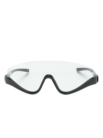 Gucci Shield-frame Sunglasses In 黑色