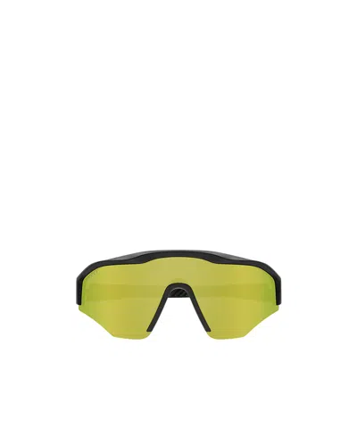 Gucci Shield-frame Sunglasses In Green