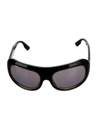 Pre-owned Gucci Shield Tinted Sunglasses In Black