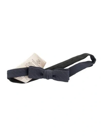 Pre-owned Gucci Silk Bow Tie In Blue