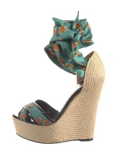 Pre-owned Gucci Silk Printed Espadrilles In Green