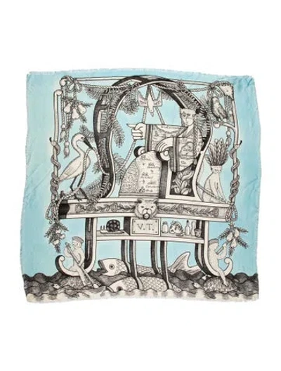 Pre-owned Gucci Silk Printed Scarf In Blue