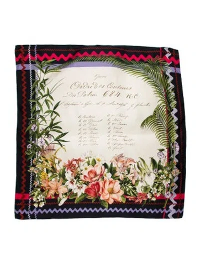 Pre-owned Gucci Silk Printed Scarf In Neutral