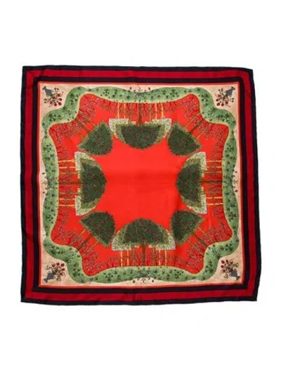 Pre-owned Gucci Silk Printed Scarf In Red