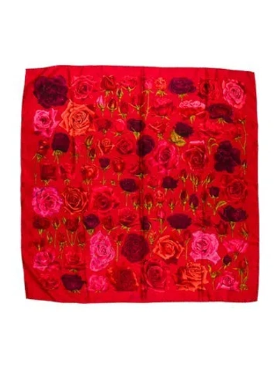 Pre-owned Gucci Silk Printed Shawl In Red