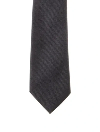 Pre-owned Gucci Silk Tie In Gray