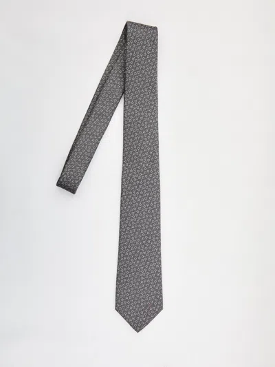 Gucci Silk Tie With Clamps In Pattern