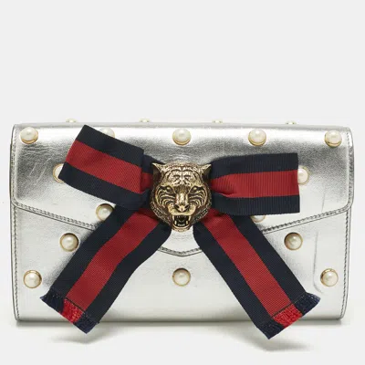 Pre-owned Gucci Silver Leather Animalier Broadway Clutch
