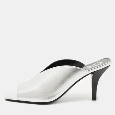 Pre-owned Gucci Silver Leather Square G Mules Size 35.5