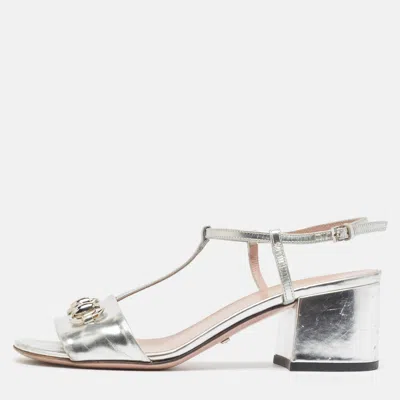 Pre-owned Gucci Silver Metallic Leather Horsebit Detail T-strap Sandals Size 36