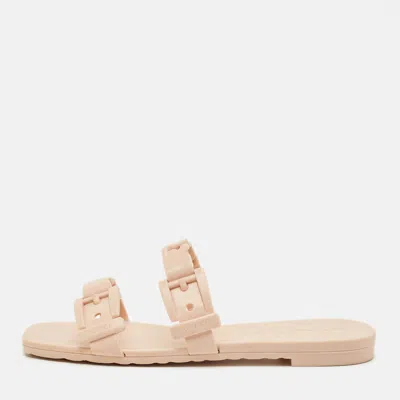 Pre-owned Gucci Size 35 Beige Rubber Flat Slides In Sand
