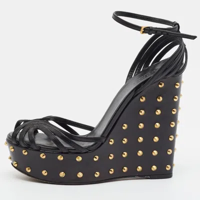 Pre-owned Gucci Size 38 Black Leather Spike Wedge Sandals