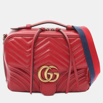 Pre-owned Gucci Small Gg Marmont Matelasse Top Handle In Red