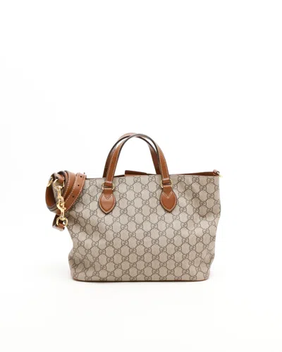 Gucci Small Gg Supreme Tote Bag In Neutral