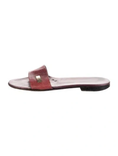 Pre-owned Gucci Snakeskin Patterned Slides In Red