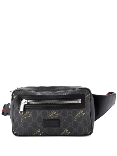 Pre-owned Gucci Soft Zip Printed Gg Coated Canvas Small Belt Bag In Black