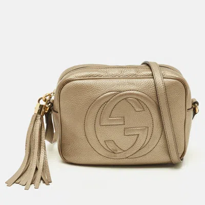 Pre-owned Gucci Soho Disco Small Metallic Leather Camera Crossbody Bag In Silver