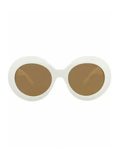 Pre-owned Gucci Solid Sunglasses W/ Tags In White