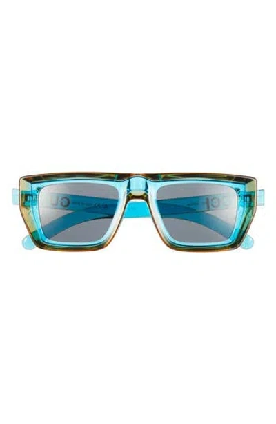 Gucci Square Sunglasses In Red