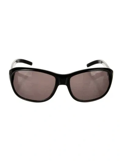 Pre-owned Gucci Square Tinted Sunglasses In Black