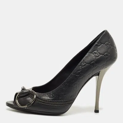 Pre-owned Gucci Ssima Leather Horsebit Peep Toe Pumps Size 39 In Black