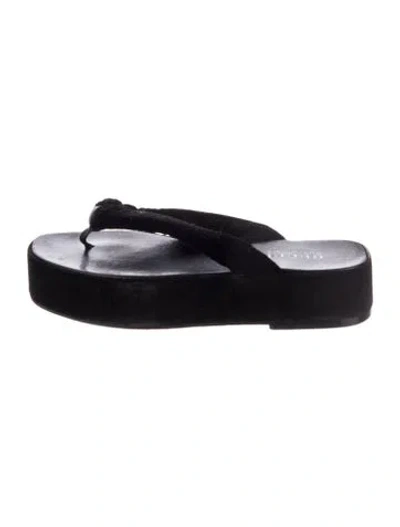 Pre-owned Gucci Suede Flip Flops In Black