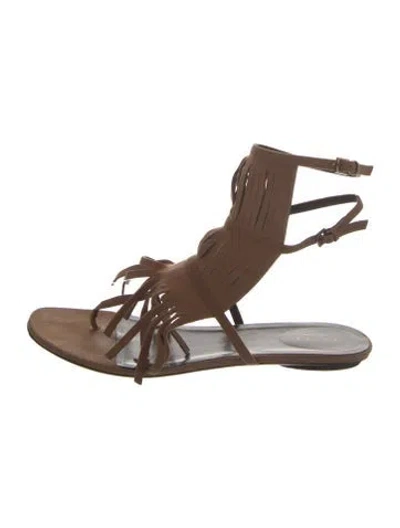 Pre-owned Gucci Suede Fringe Trim Accent Gladiator Sandals In Neutral