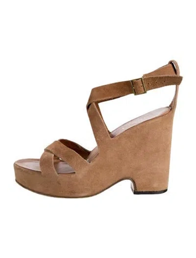 Pre-owned Gucci Suede Sandals In Neutral