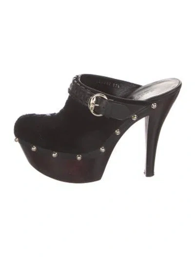 Pre-owned Gucci Suede Studded Accents Mules In Black