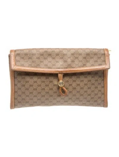 Pre-owned Gucci Sukey Clutch In Neutral