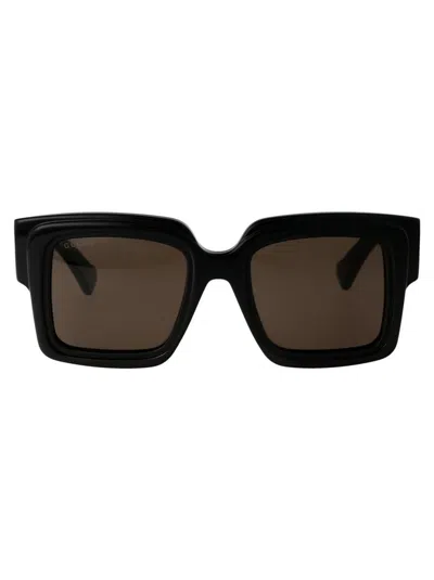 Gucci Sunglasses In 001 Black Black Brown