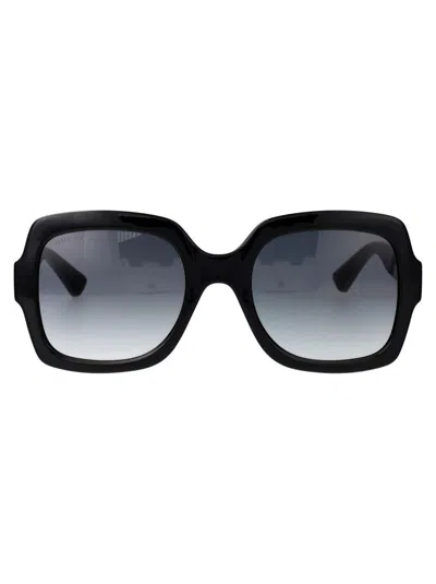 Gucci Eyewear Rectangle Frame Sunglasses In 001 Black Black Grey