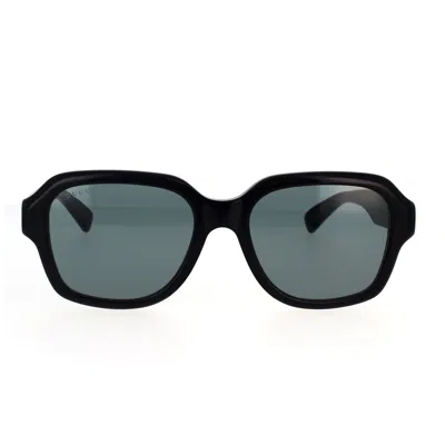 Gucci Sunglasses In 001 Black Black Smoke