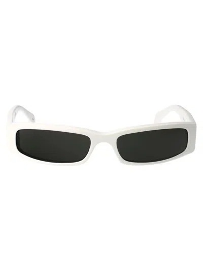Gucci Sunglasses In White