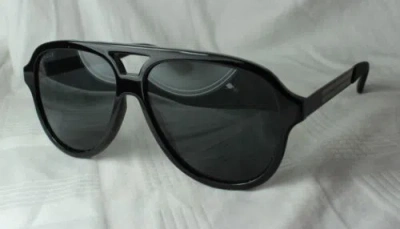 Pre-owned Gucci Sunglasses Gg 0688 001 Black In Gray