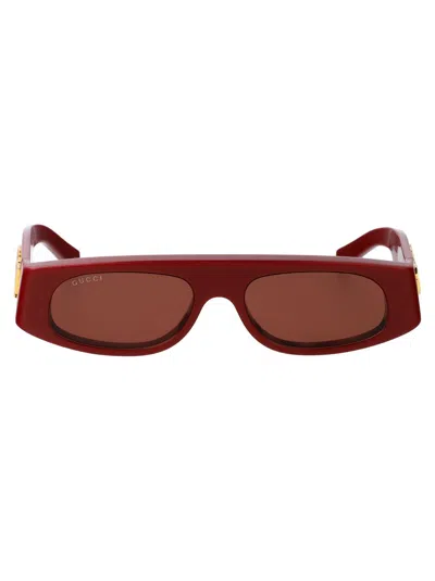 Gucci Eyewear Sunglasses In Red