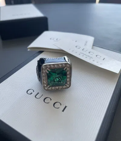 Pre-owned Gucci Super Runway Limited Edition Emerald Diamond Stone Ring In Green