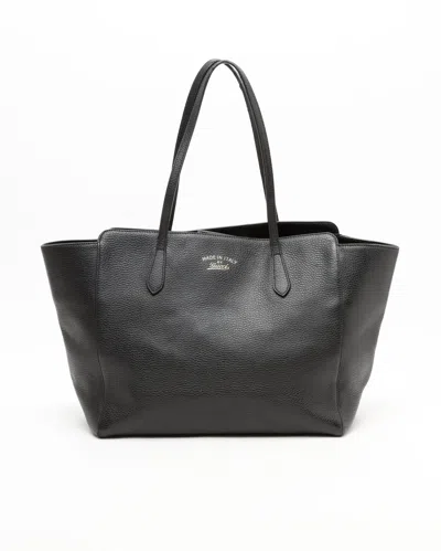 Gucci Swing Tote Bag In Black