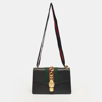 Pre-owned Gucci Sylvie Black Small Leather Shoulder Bag