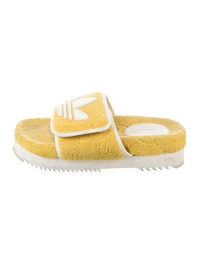 Pre-owned Gucci Terry Cloth Graphic Print Slides In Yellow