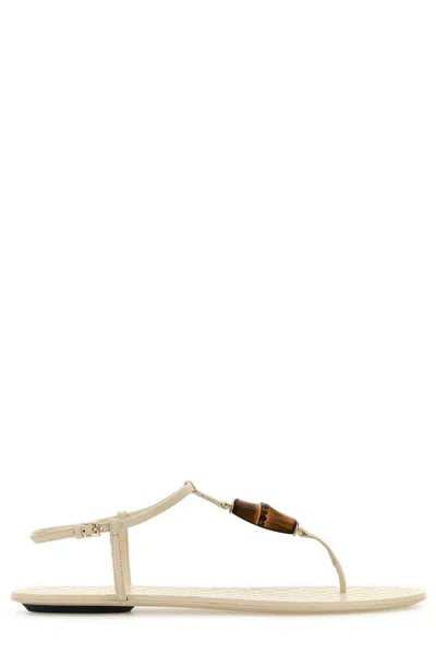 Gucci Women's Thong Sandal With Bamboo In White