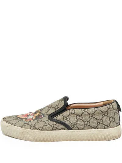 Pre-owned Gucci Tiger Embroidered Slip-on Sneakers